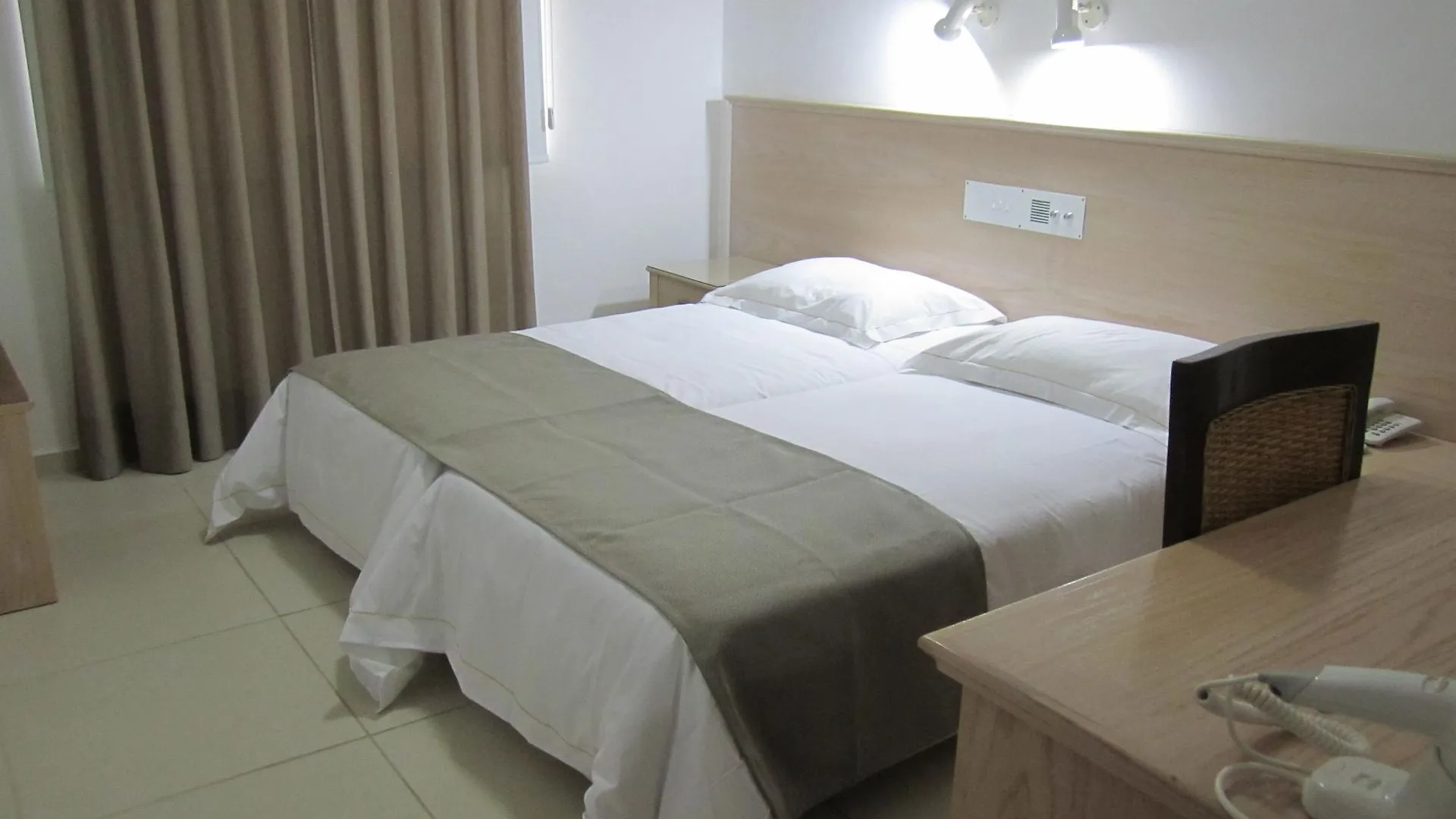 מלון דירות איה נאפה Senator Hotel Apartments - Adults Only