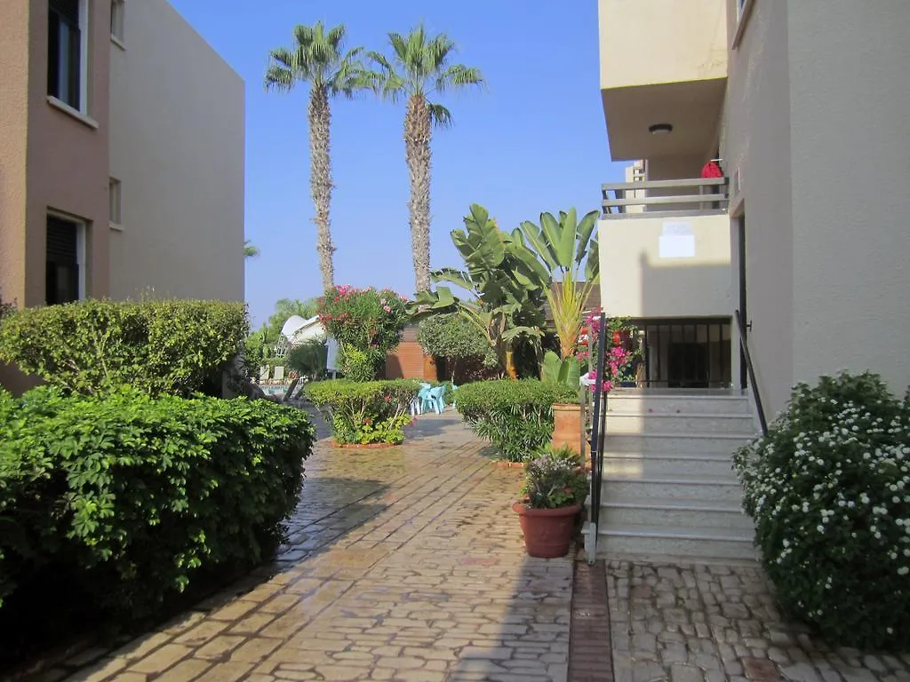 מלון דירות איה נאפה Senator Hotel Apartments - Adults Only